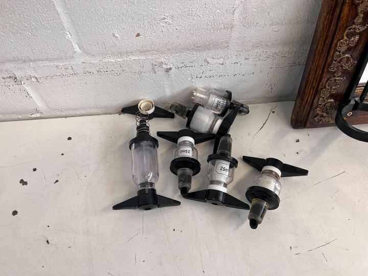 Classy Dark Wooden Framed Bar Optics Holder - 2ndhandwarehouse.com