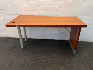 Light Brown L Shape Steel Framed Desk with Paint Marks (Width: 150cm)(Height: 76cm)