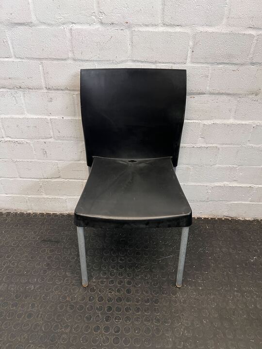 Outdoor Black Plastic with Steel Legs (Minor Rust)