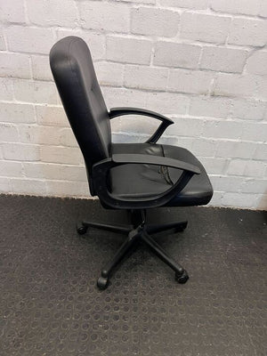 Black Pleather Office Chair with Arm Rests (Minor Wear)