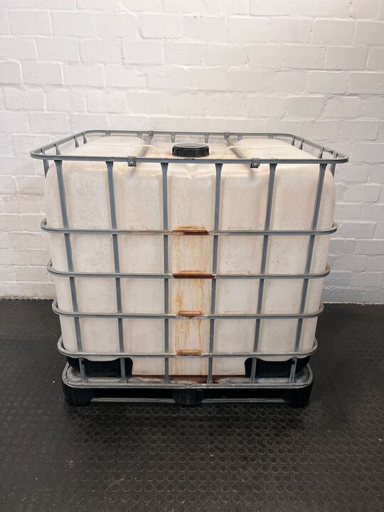 Protea Chemicals Water Tank (Minor Rust on Frame)