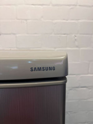 Samsung Silver Cool 'n Cool Fridge/Freezer Combo (Model: RL32FBSI)