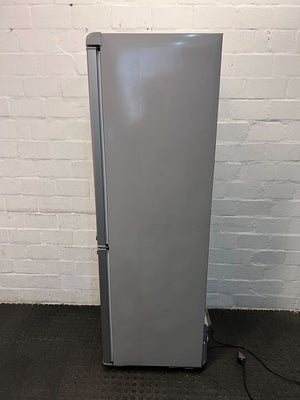 Samsung Silver Cool 'n Cool Fridge/Freezer Combo (Model: RL32FBSI)