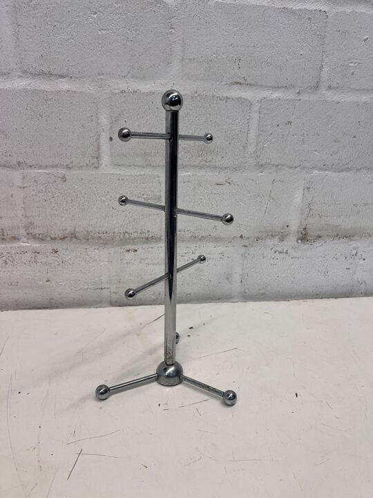 Steel Framed Chrome Stand Mug Holder