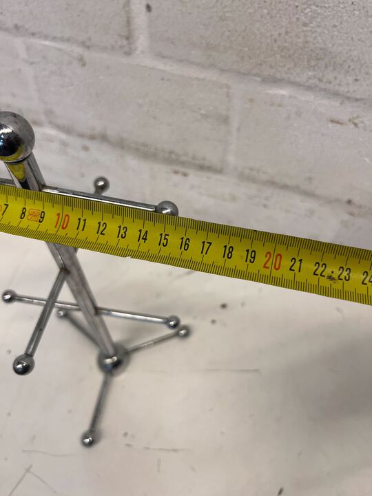 Steel Framed Chrome Stand Mug Holder