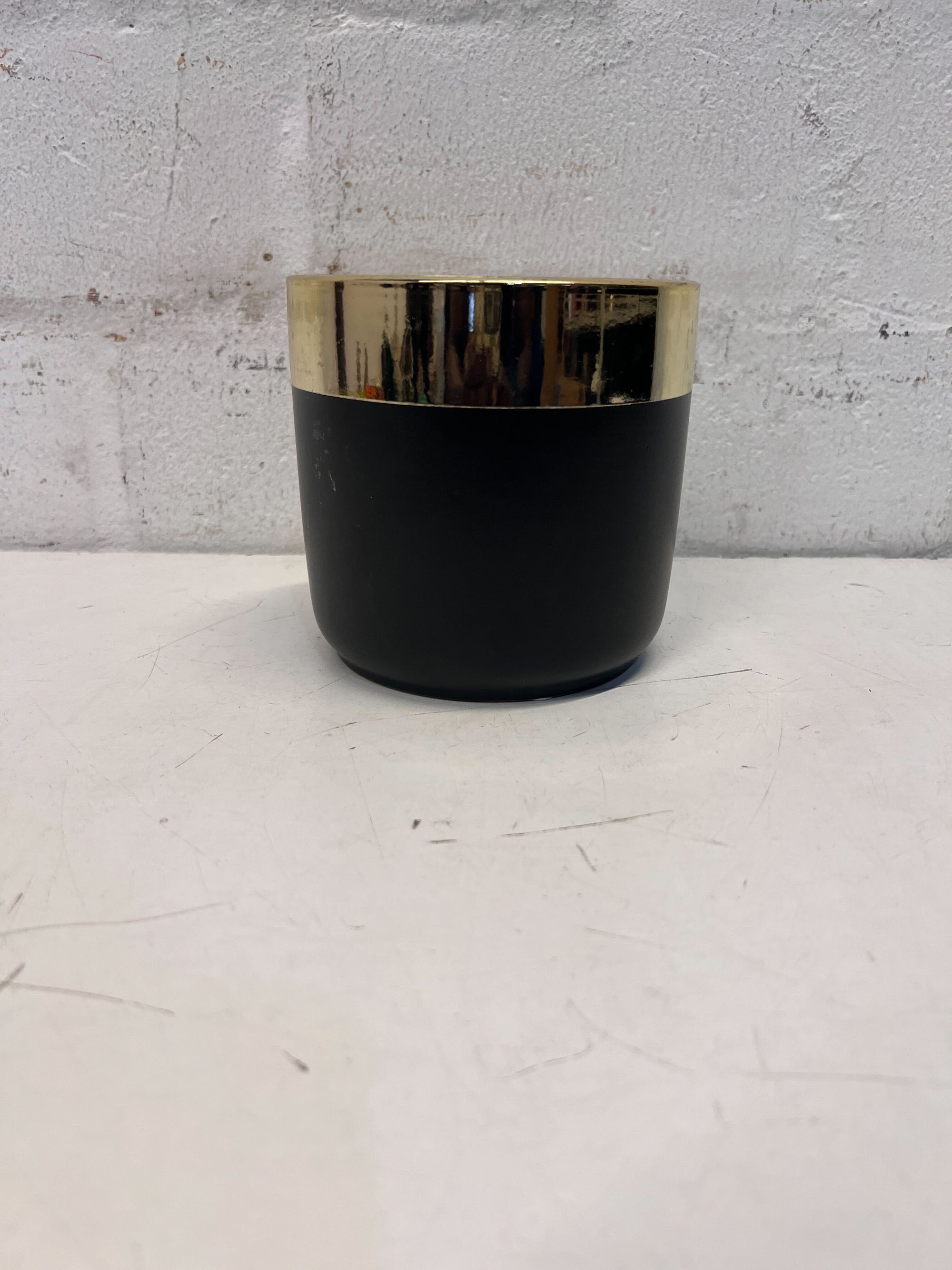 Black Dipped Golden Rimmed Decorative Vase