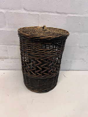 Antique Styled Woven Wicker Basket with Cover