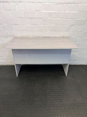 Modern Sleek White Wooden Work Desk with Three Drawers (One Missing Handle/Scratched) (Width:120cm)(Height: 75cm)