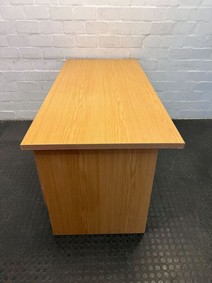 Oak Melamine Modern Wooden Office Desk with Three Drawers (Width: 161cm)(Height: 76cm)