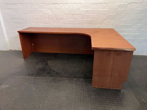 Modern Wooden L-Shape Desk (Wood Chipped)(Width: 237cm)(Height: 77cm)