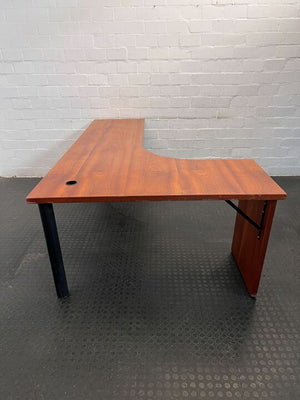 Fancy Wooden L-Shape Desk with Black Steel Leg (Width: 220cm)(Height: 76cm)