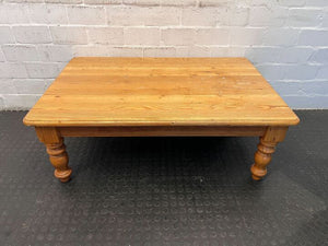 Antique Light Brown Pine Wood Coffee Table (Width: 119cm)(Height: 43cm)