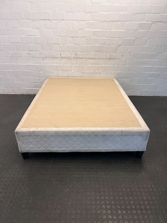 White Comfortable Double Bed Base (Minor Fabric Wear)