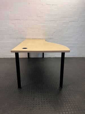 Light Brown L-Shape Steel Legged Desk (Width: 198cm)(Height: 74cm)