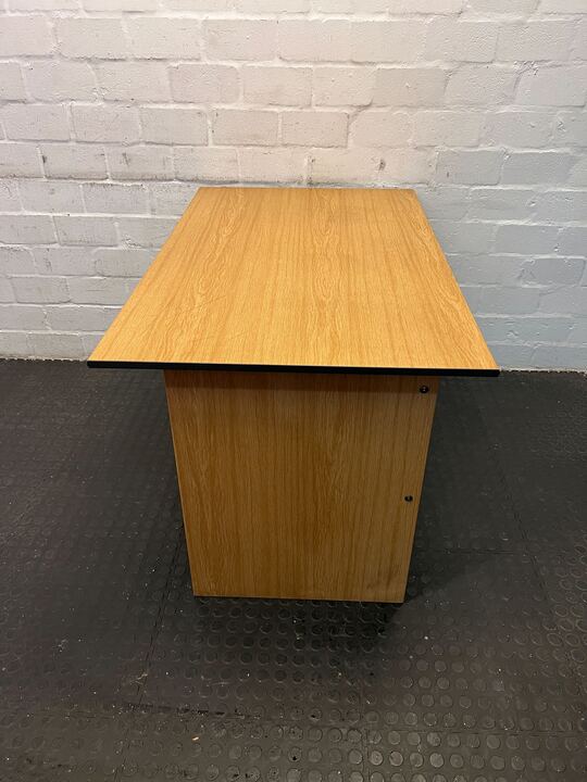 Plain Modern Light Wooden Office Desk (Width: 120cm)(Height: 74cm) - 2ndhandwarehouse.com