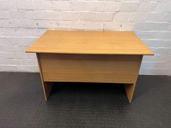 Plain Modern Light Wooden Office Desk (Width: 120cm)(Height: 74cm) - 2ndhandwarehouse.com