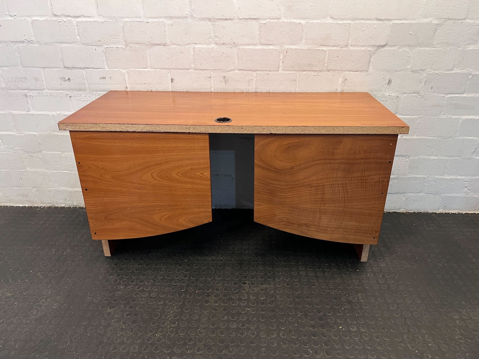 Retro Curved Office Desk