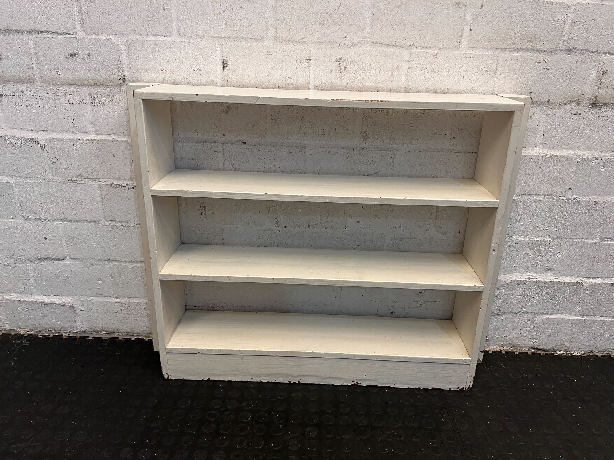 Vintage White Wooden Bookshelf - 3 Shelves