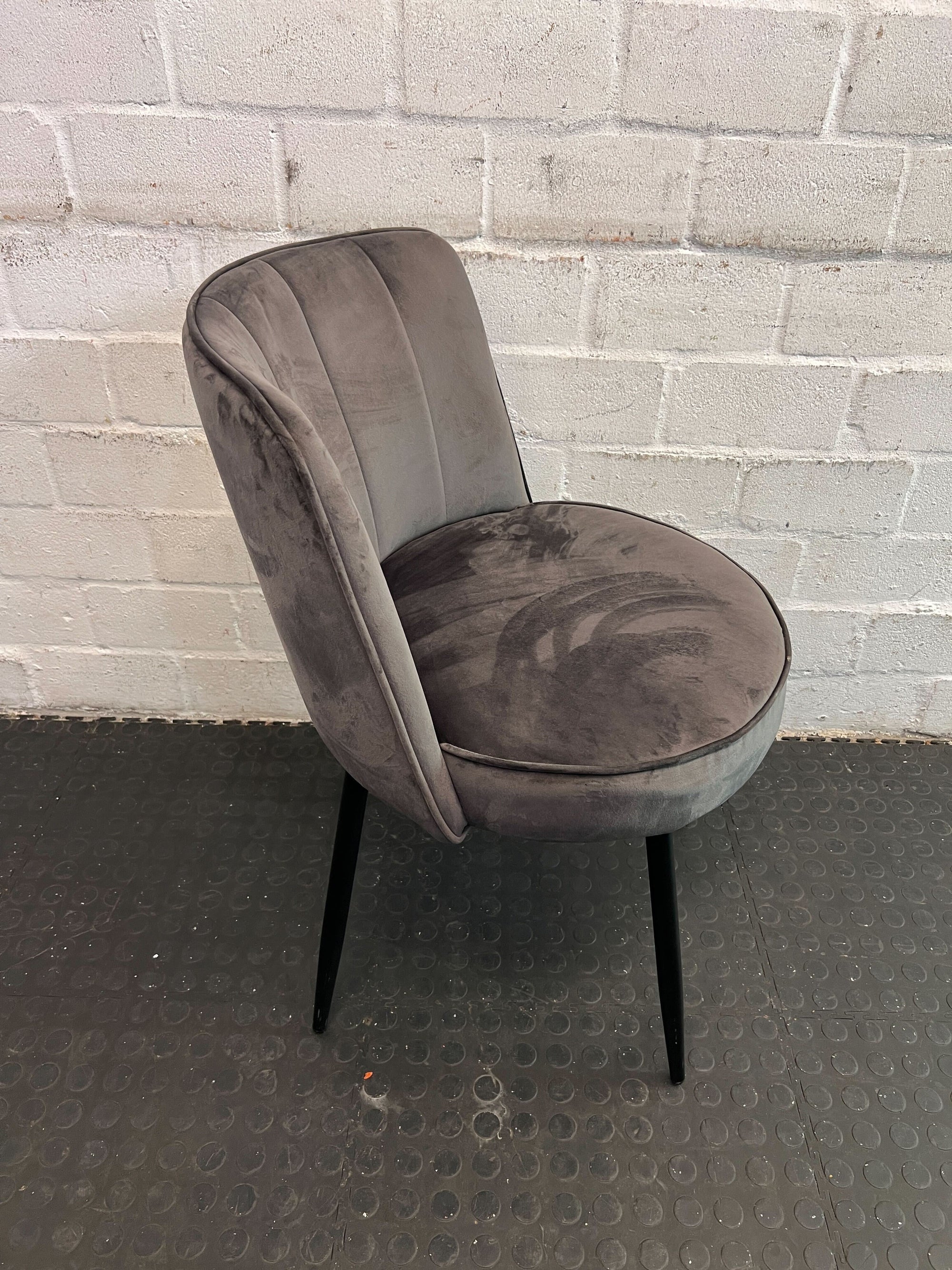 Elegant Grey Velvet @home Accent Chair with Black Legs