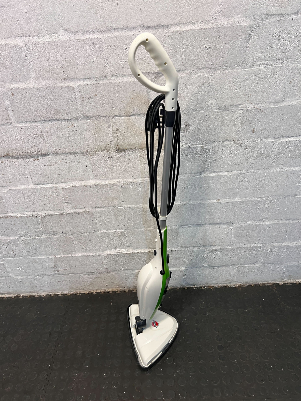 Green and White Steam Mop with Cord - Lightweight & Easy to Use - 2ndhandwarehouse.com