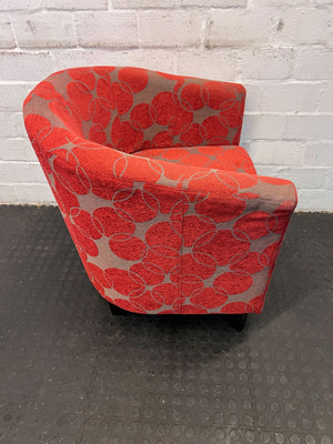 Vibrant Red Accent Chair – Stylish, Comfortable, Chic Design