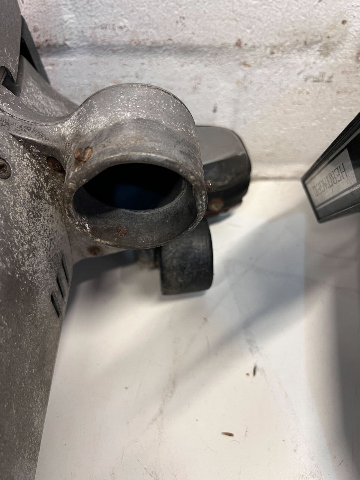 Kirby Vacuum Cleaner – Classic Design, Vintage