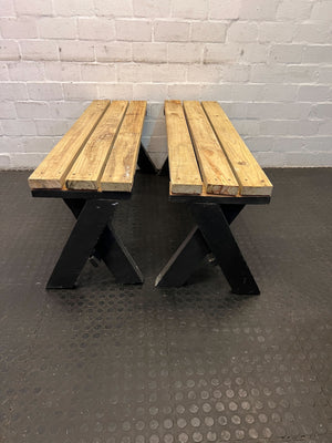 Rustic Wooden Dining Table with Grey Legs – Vintage Style