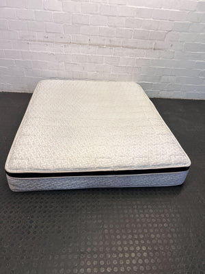 Comfortable Serpopedic Queen Mattress - Excellent Condition, Great Value!