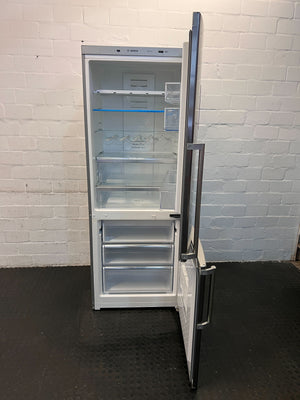 Bosch Stainless Steel Fridge with Energy Efficiency – Excellent Condition