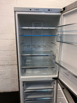 Bosch Stainless Steel Fridge with Energy Efficiency – Excellent Condition