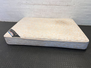 Comfortable Queen-Size Mattress - Firmness, Cream Fabric, Good Condition