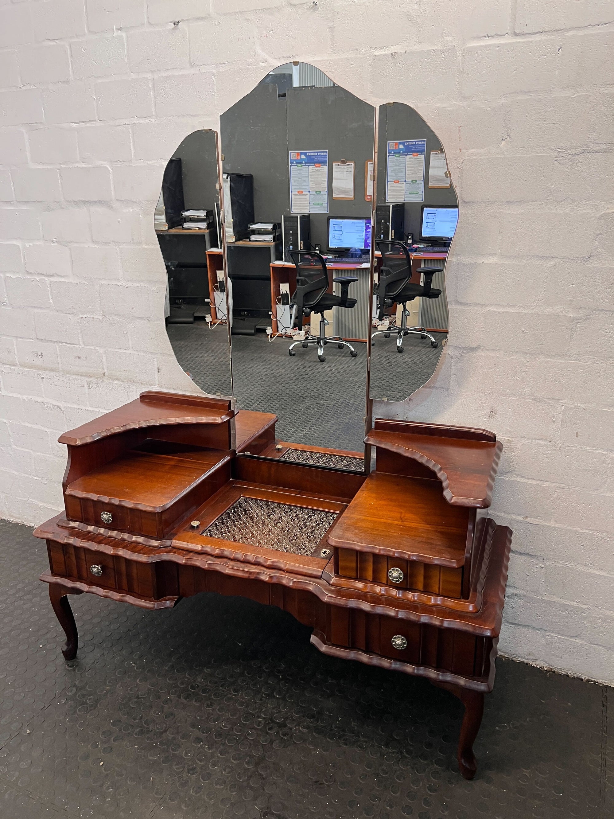 Vintage Cherry Wood Dressing Table with Triptych Mirror