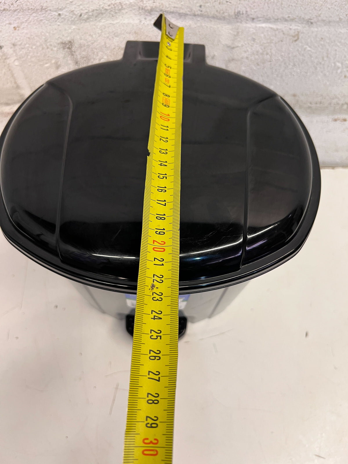 Lotus Grey Pedal Bin – 5.5L Capacity, Stylish & Functional