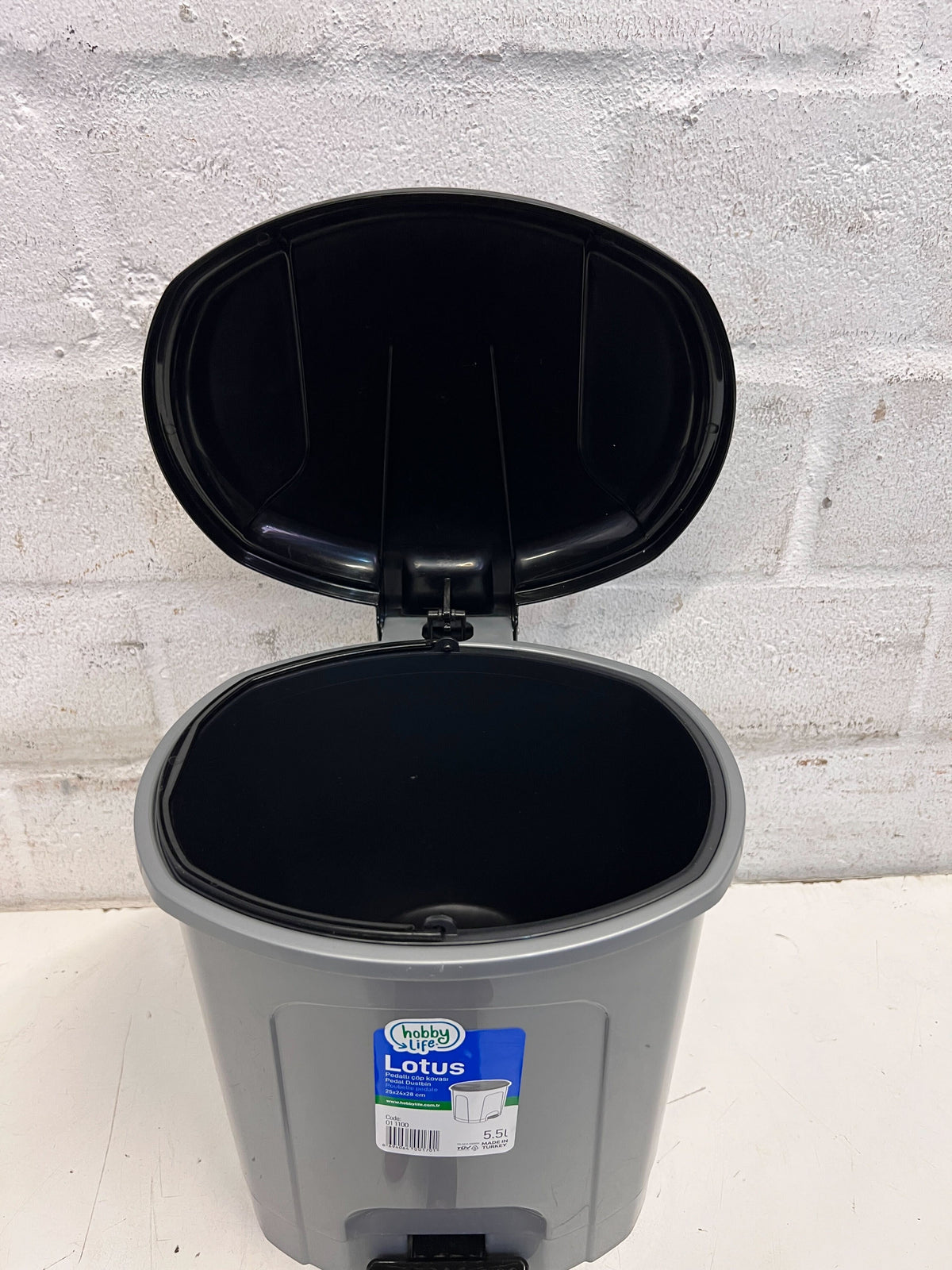 Lotus Grey Pedal Bin – 5.5L Capacity, Stylish & Functional