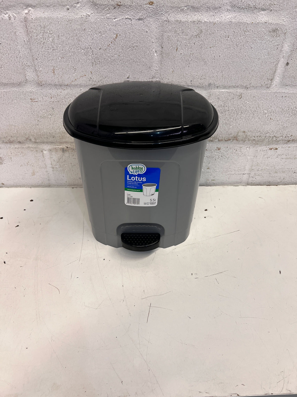 Lotus Grey Pedal Bin – 5.5L Capacity, Stylish & Functional