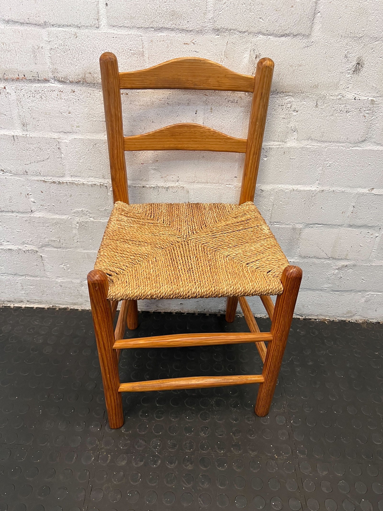 Charming Wooden Chair with Woven Seagrass Seat – Rustic Vintage Style