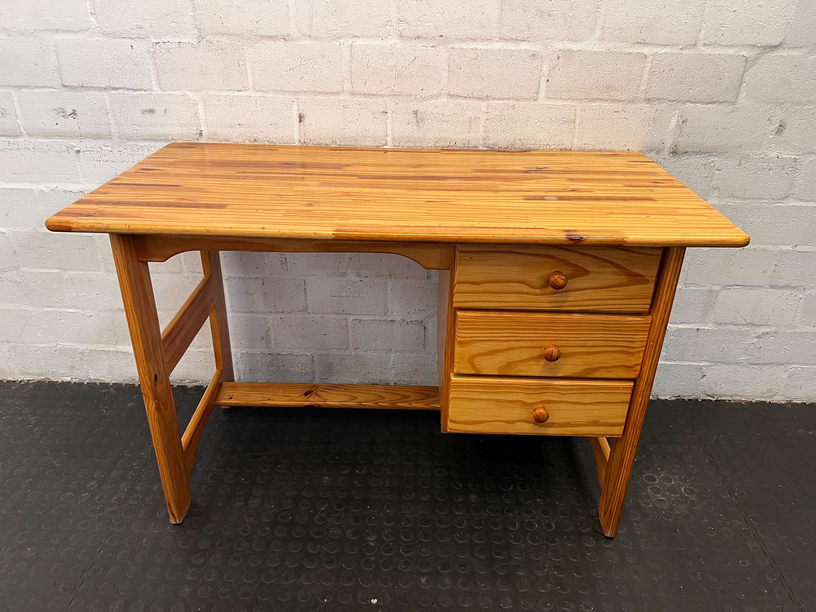 Charming Pine Wood Desk with 3 Drawers - Rustic Finish