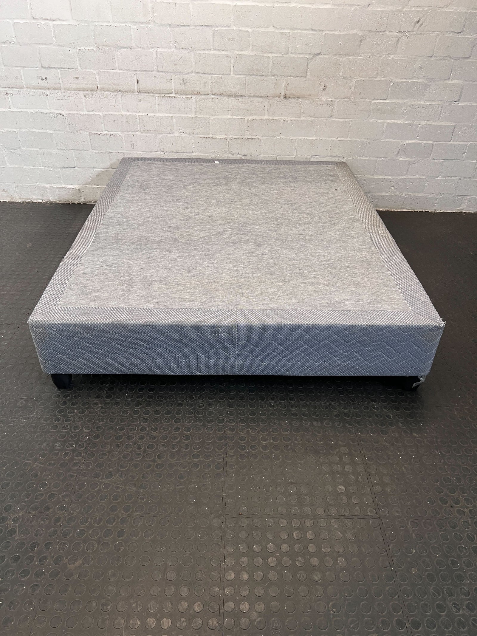 Stylish Grey Double Bed Base with Roller Wheels – Like New