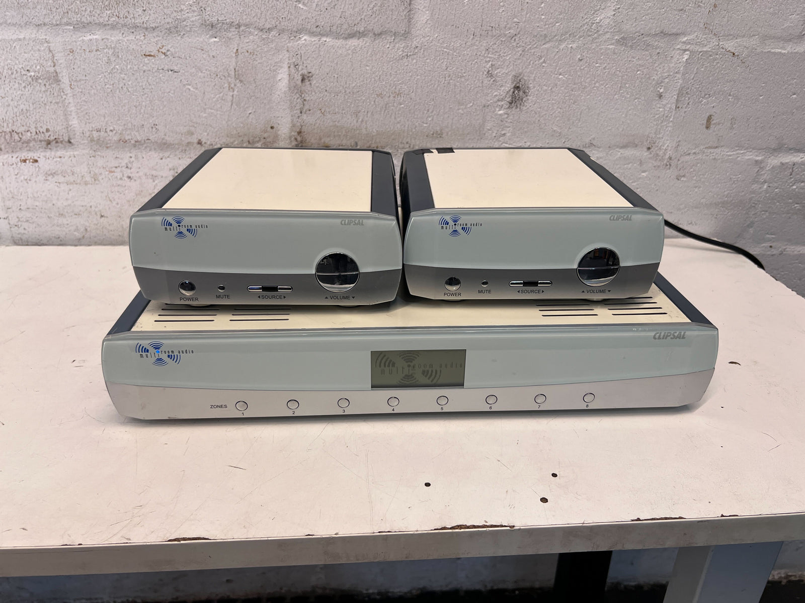 Clipsal Multi-Room Audio System - 2 Speakers & Controller, Tested Working