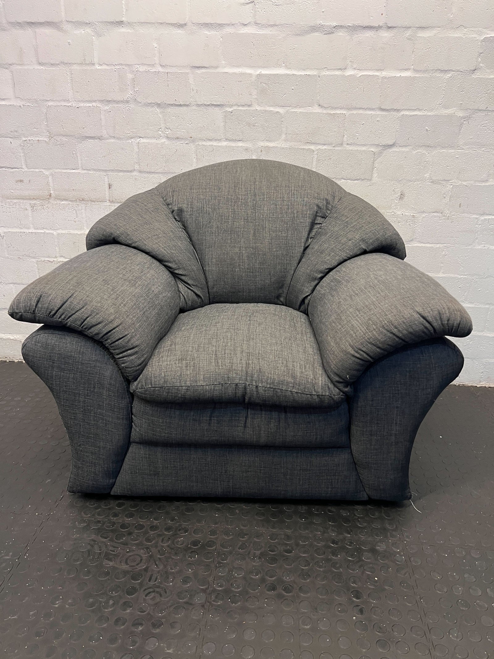Cozy Charcoal Gray Fabric Armchair – Plush Comfort & Stylish Design
