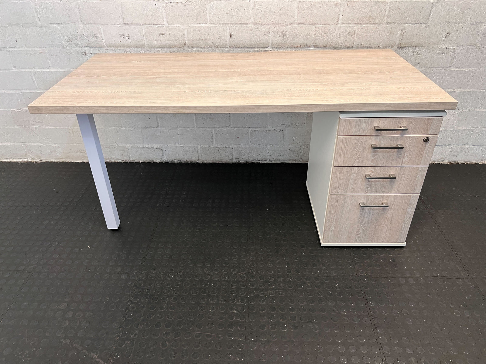 Modern Oak Desk with White Legs and 5 Drawers - Minor Wear