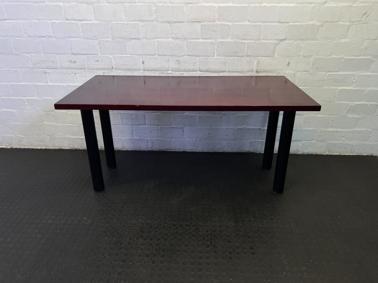 Stylish Mahogany Dining Table with Black Legs – 150 x 75cm