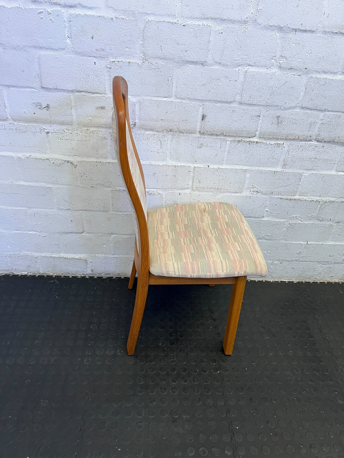Cozy Wooden Dining Chair with Colorful Upholstery – Minor Wear - PRICE DROP - 2ndhandwarehouse.com