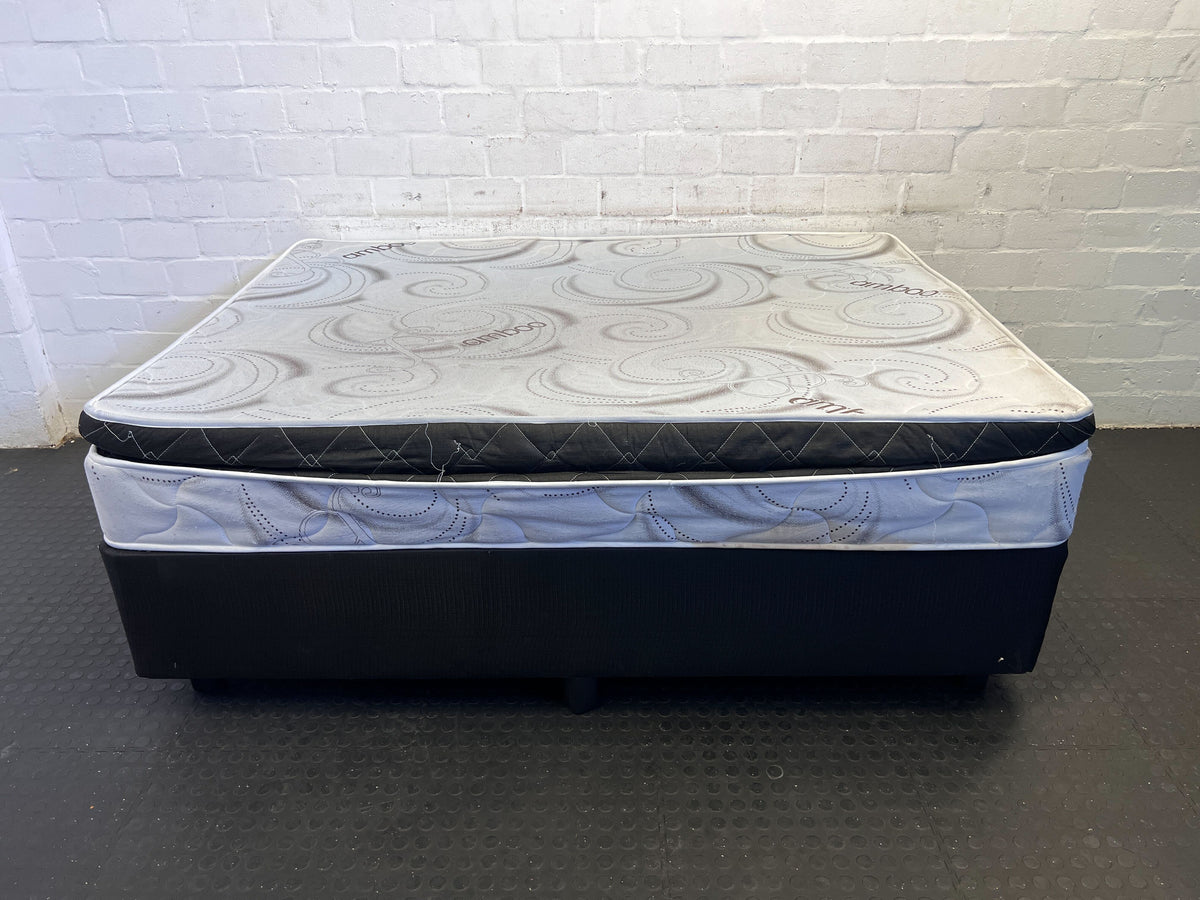 Comfortable Double-Size Memory Foam Mattress - Light Wear - REDUCED - 2ndhandwarehouse.com