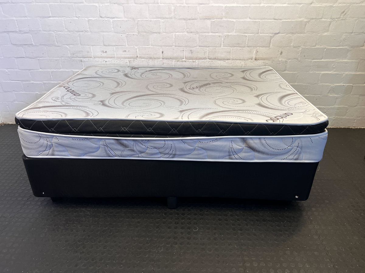 Comfortable Double-Size Memory Foam Mattress - Light Wear - REDUCED - 2ndhandwarehouse.com