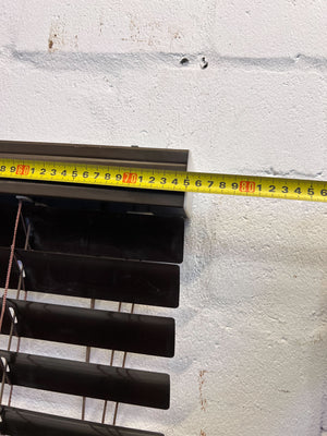 Stylish Brown Venetian Blinds - Durable, Minor Wear