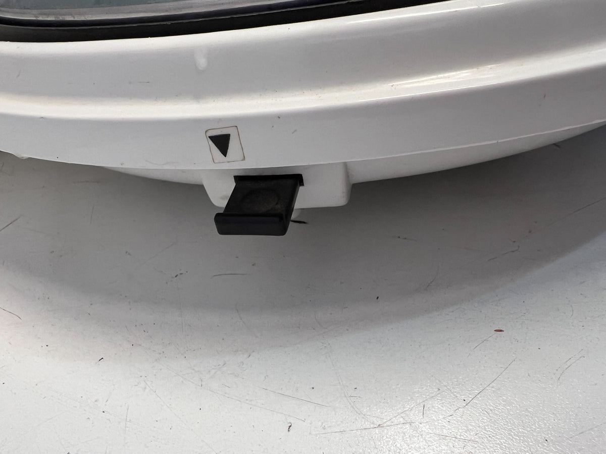 White Electric Plug-in Cooking Pot with Glass Lid