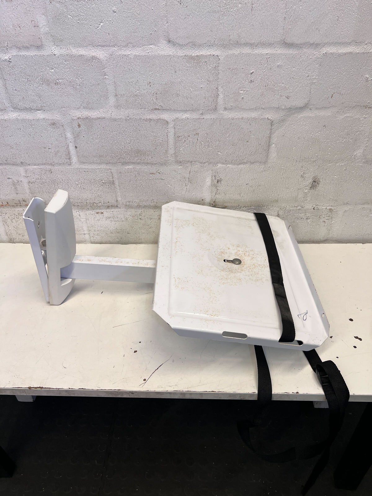 Tv bracket  -Rec08HPG8319T- GOOD TO UPLOAD - Good - PRICE DROP