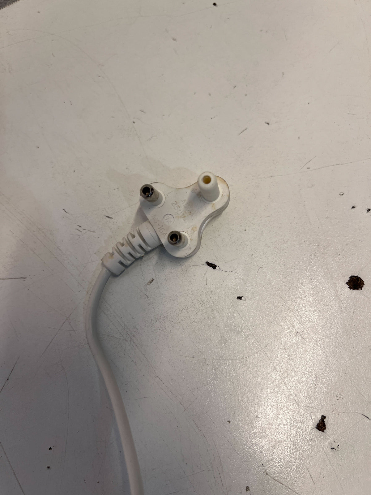 Sleek White Electric Heater Panel – Minor Scratches - PRICE DROP