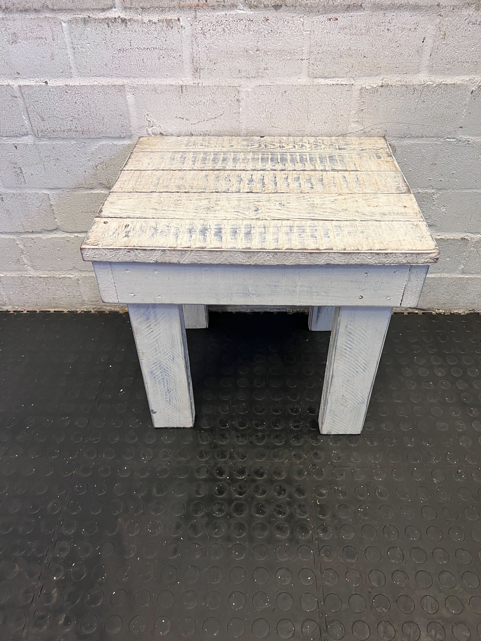 Rustic White Wooden Coffee Table with Minor Scratches